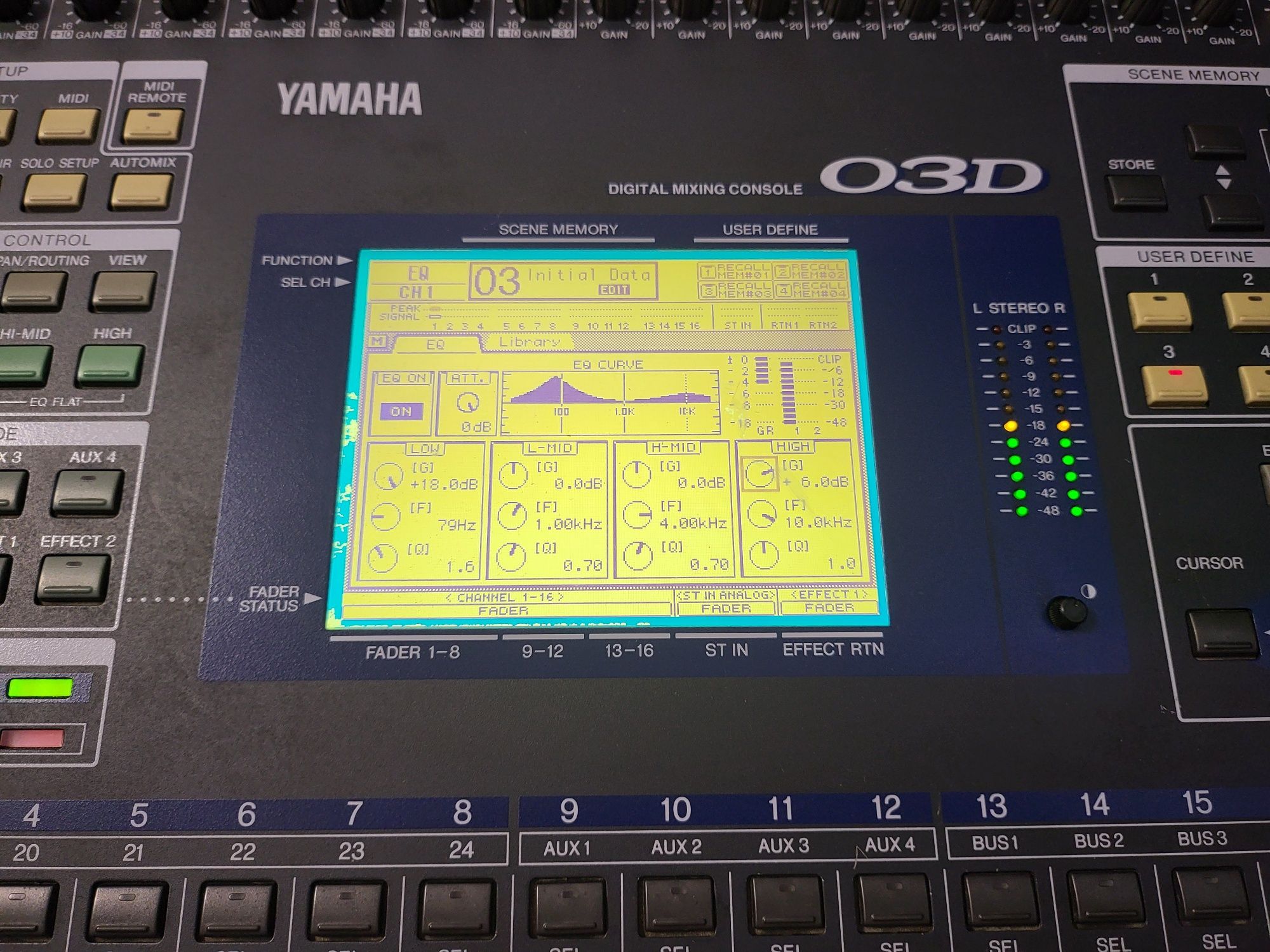 Mixer pasiv digital motorizat yamaha 03d