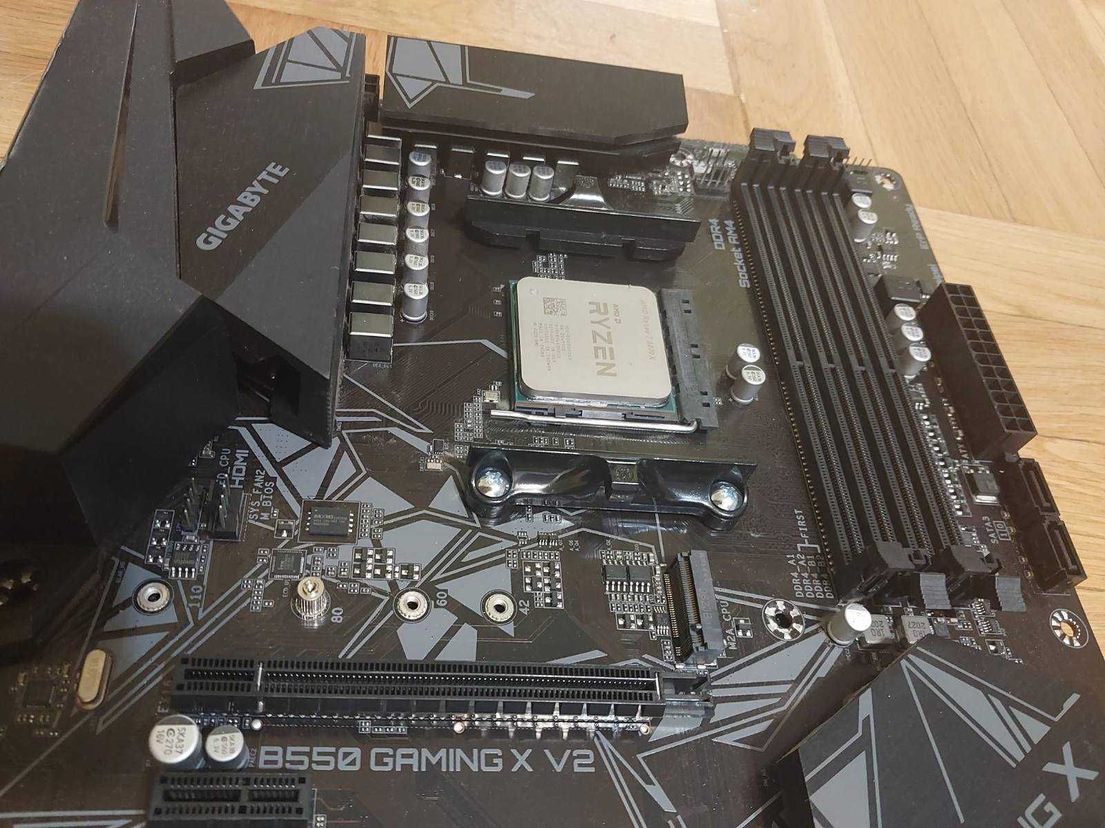 AMD Ryzen 7 5800X + Gigabyte B550 Gaming X V2