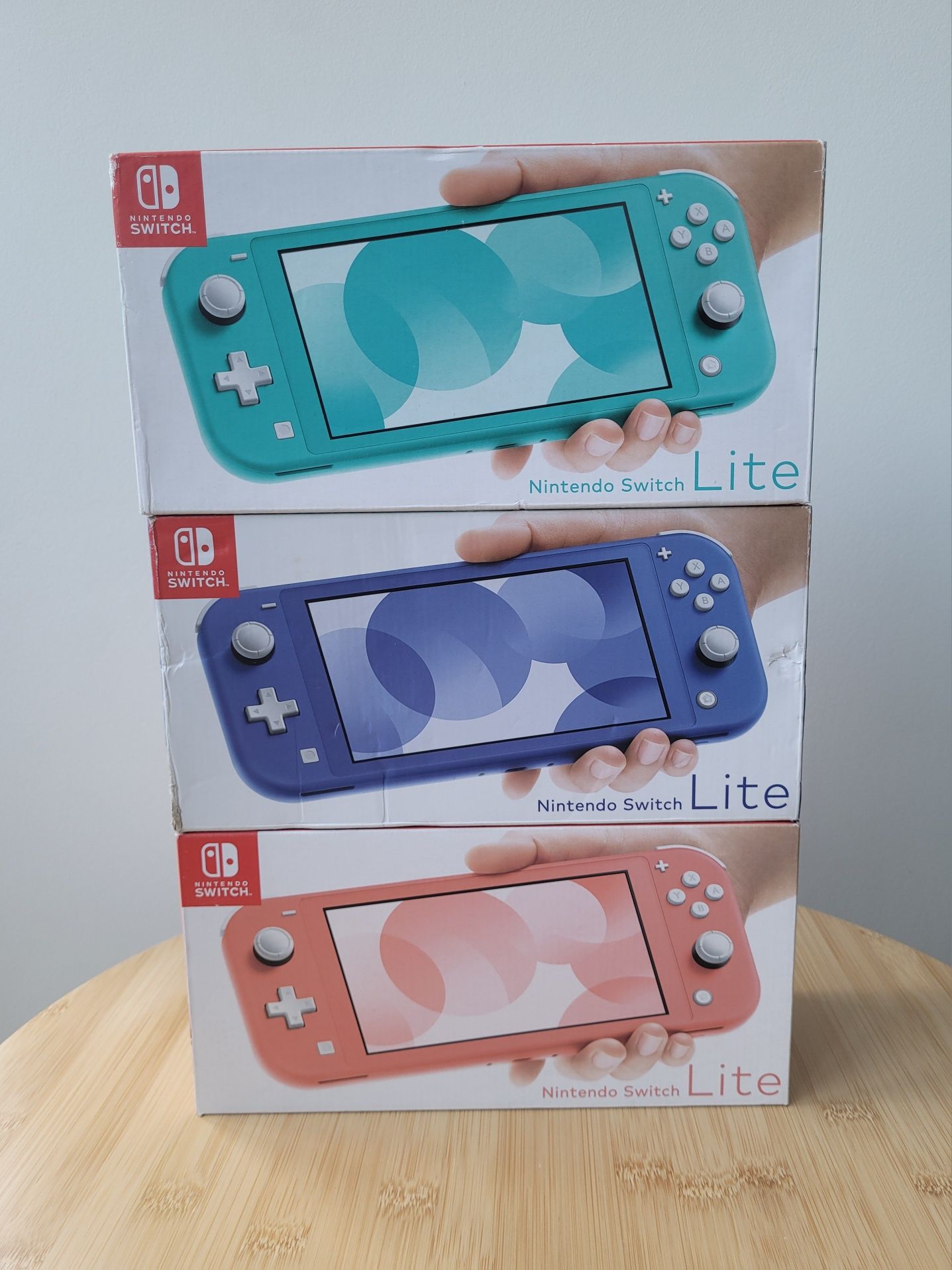 Nou, sigilat Nintendo Switch Lite