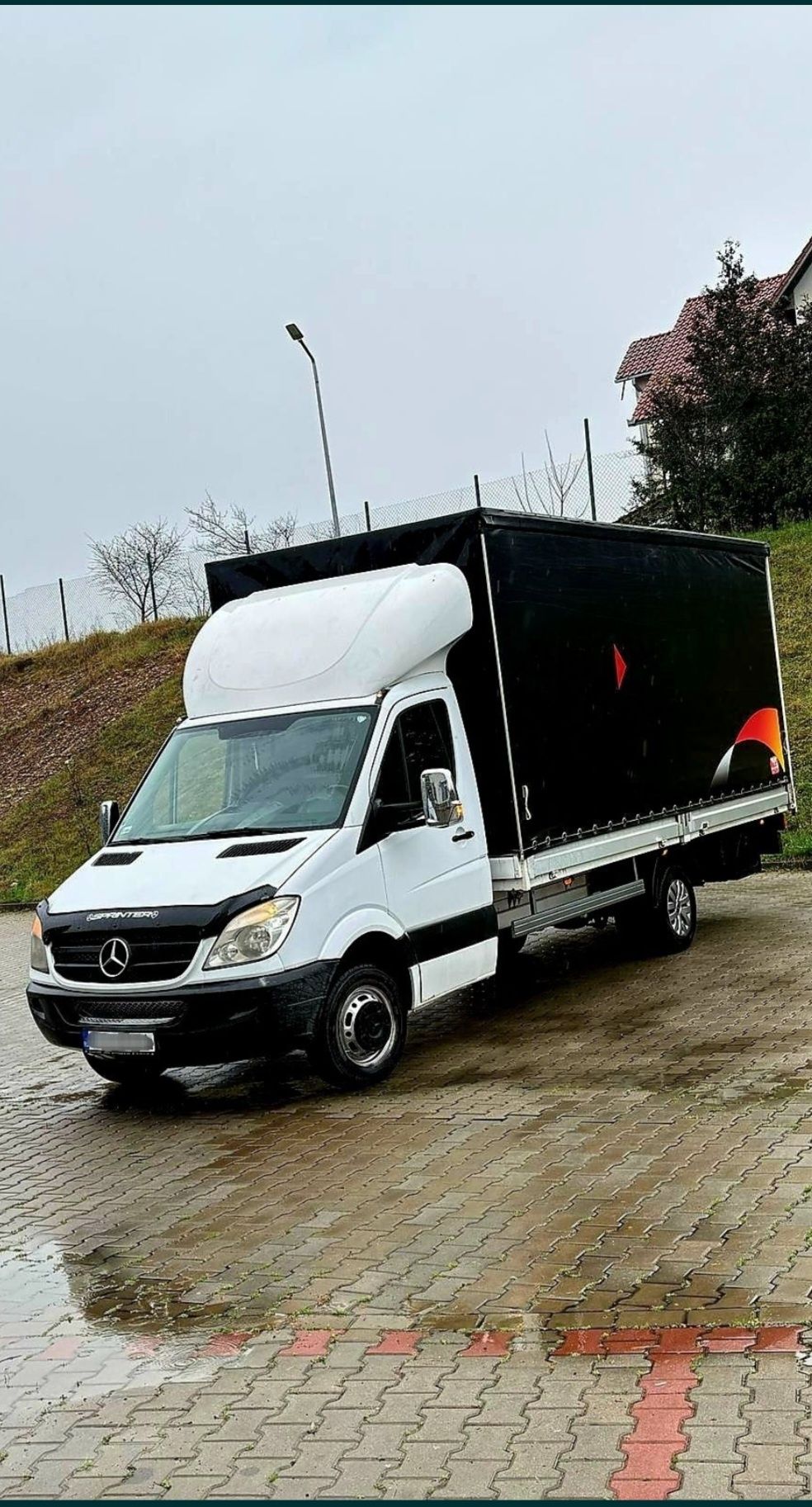Vând Mercedes benz Sprinter 516CDI Axa dubla cat B Cauciucurii Noii