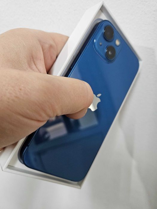 Iphone 13 128 Gb impecabil la cutie.