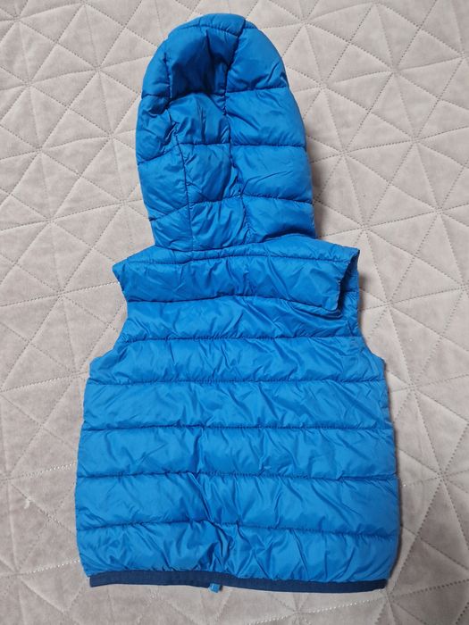 Детско (бебешко) елече Benetton 82 см