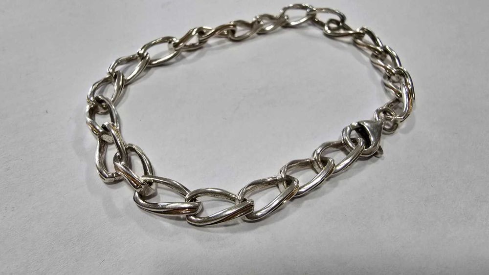 Сребърна гривна 925