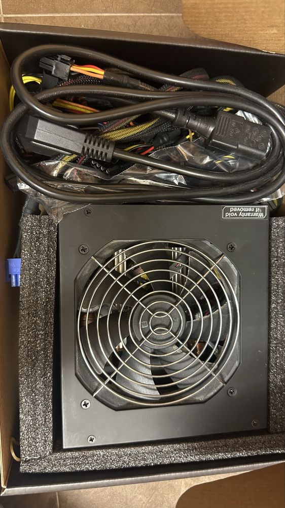 Захранване Hyper M 700W 85 Plus