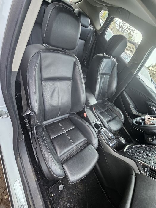 Interior piele opel astra j