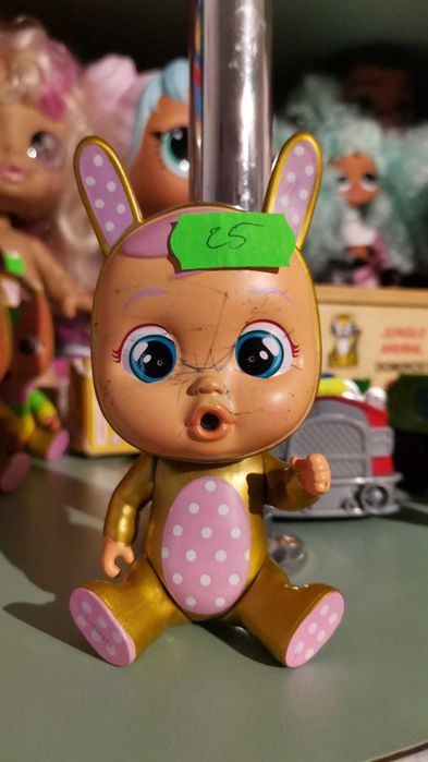 papusele cry baby in stare foarte buna!