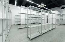 Продажа архивных стеллажей с металлическими полками для хранения