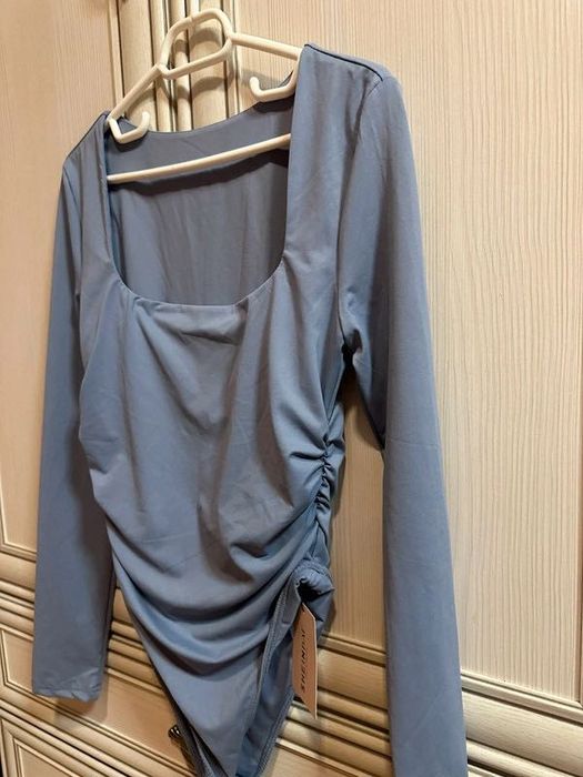 Bluza top Shein cu maneca lunga NOU CU ETICHETA