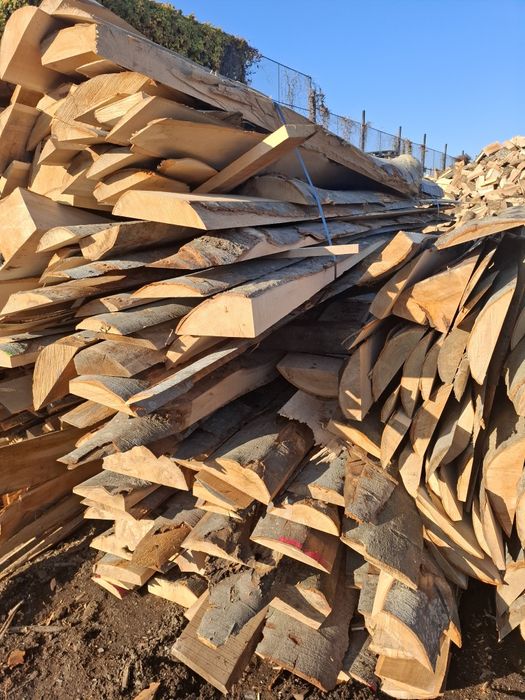 Lemne de foc din esență tare USCATE la legătură