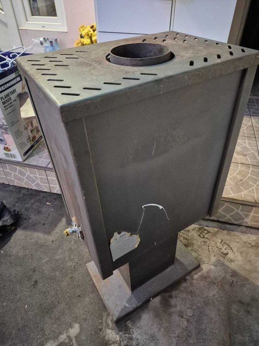 soba metalica pentru caldura