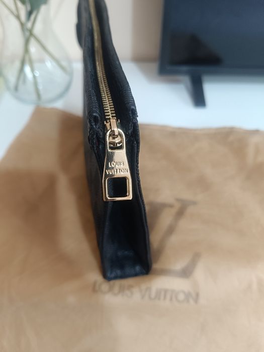 Нова чанта тип клъч Luis Vuitton