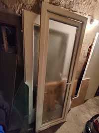 PVC Врата с дръжка от двете страни