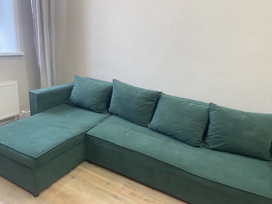 Продам диван очень в хорршем состояний