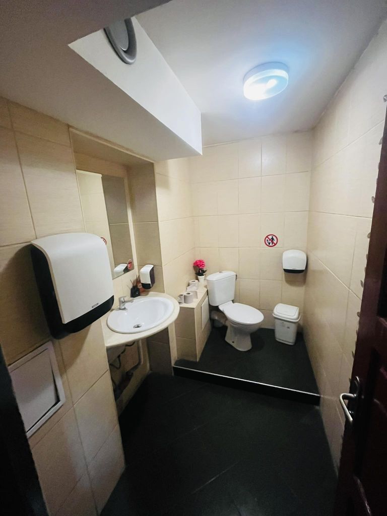 Дава се под наем Заведение в Пловдив, Христо Смирненски - 120 кв.м за 1000 € - Снимка #9