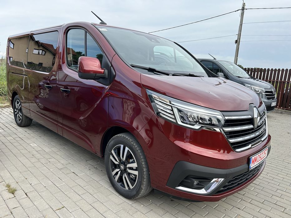 Inchirieri microbuze Noi 8-9 locuri