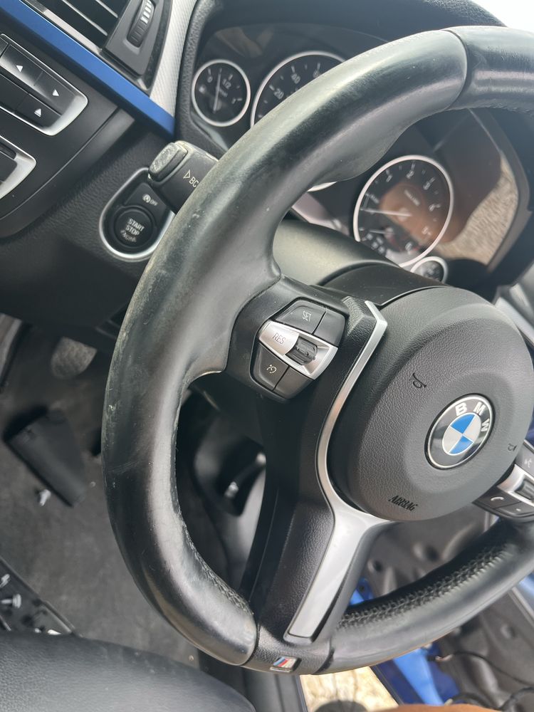 Оригинален Волан BMW F30