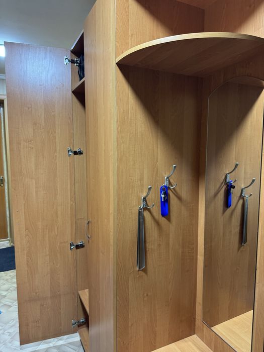 Шкаф в прихожую