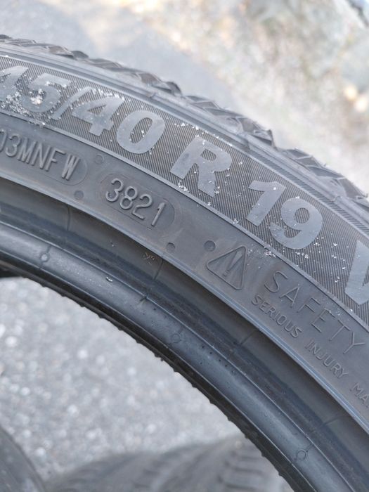 245/40/19" Semperit 4бр.гуми