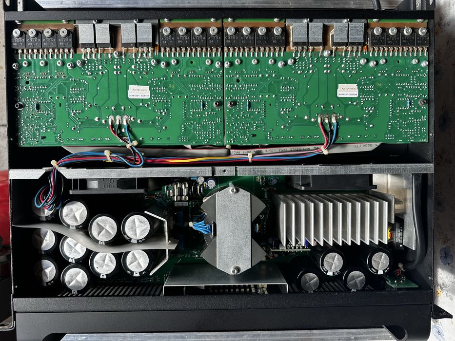 Amplificatoare Lab Gruppen FP 10000q 4x2500W/canal
