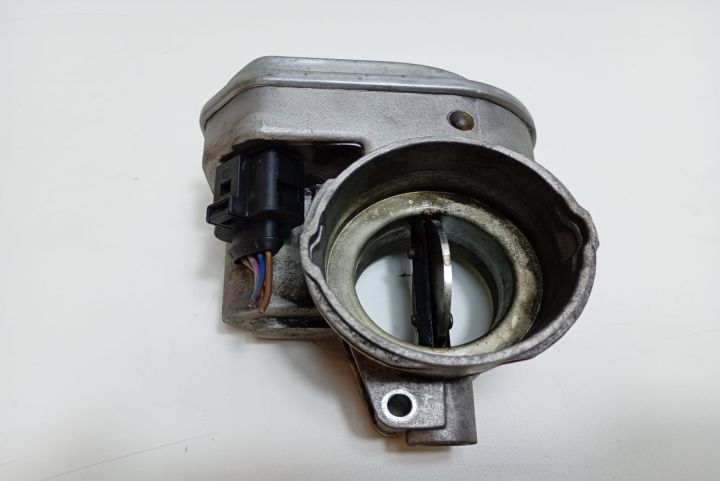 Clapeta acceleratie v10-81-0011 Skoda Octavia a 2-a generatie seria