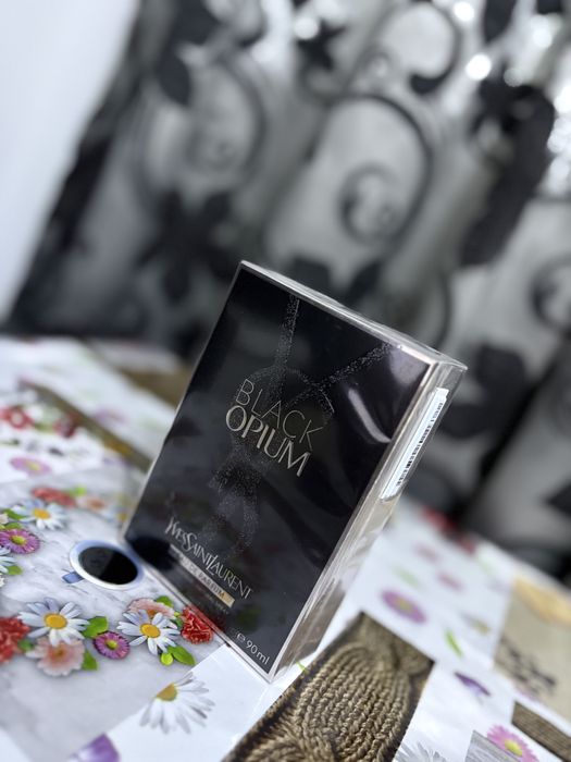 Yves Saint Laurent Black Opium Original!