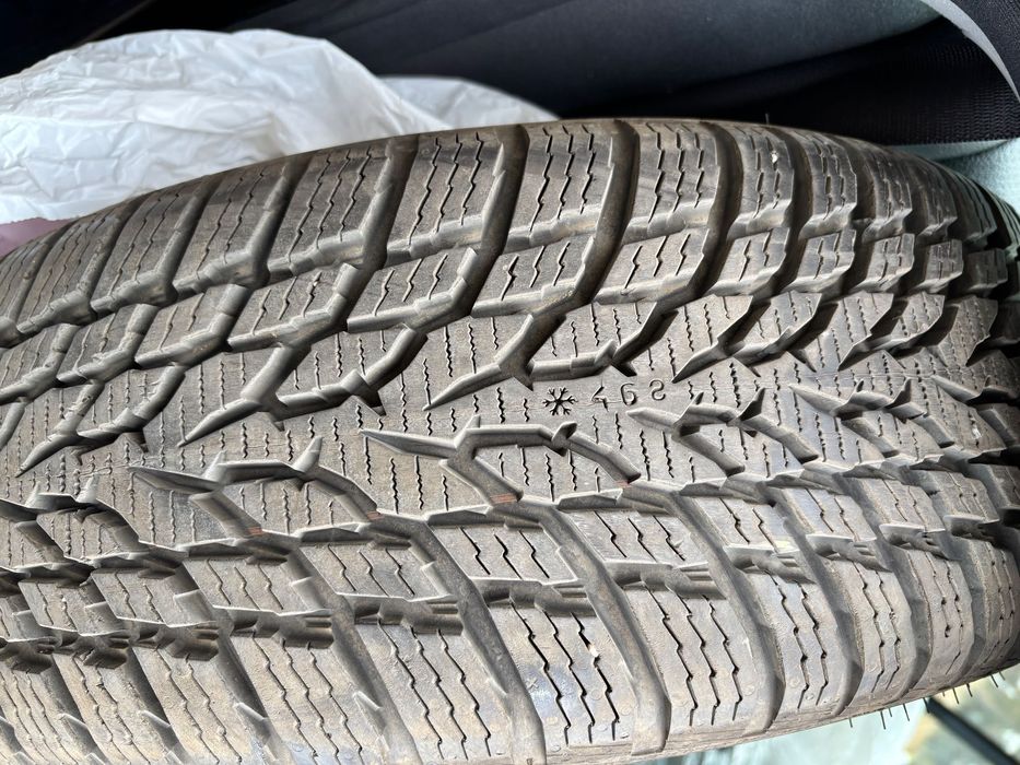 4 бр. Зимни гуми NOKIAN WR Snowproof 175/65/15 84T