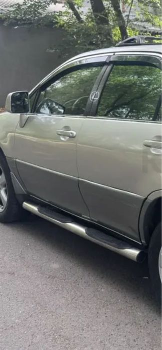 Подножки toyota-lexus