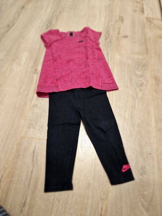 Compleu nike 18-24luni