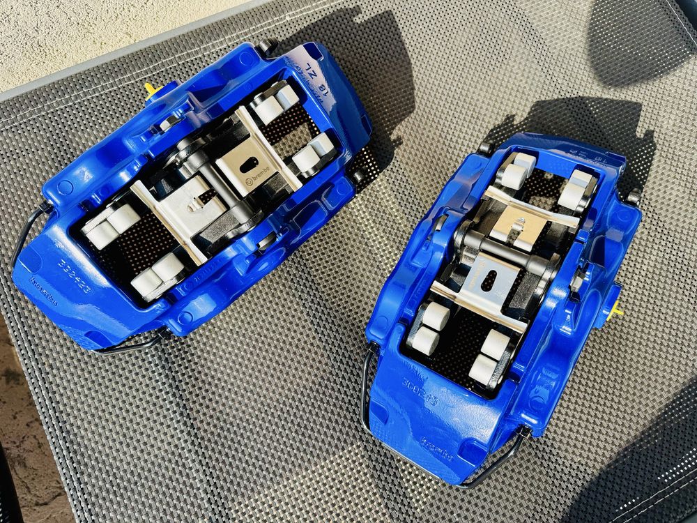 Спирачни апарати  (Brembo 18z) с логото на Red Bull - Уникат
