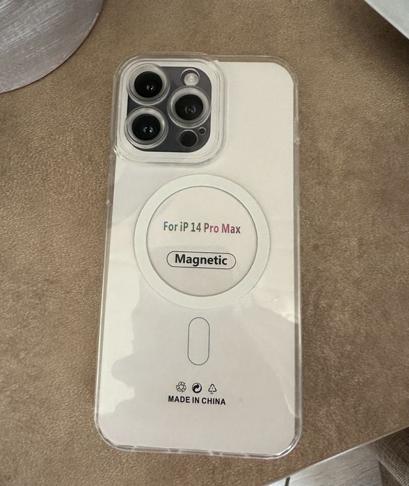 Husa iPhone 14 Pro Max Apple MagSafe transparenta