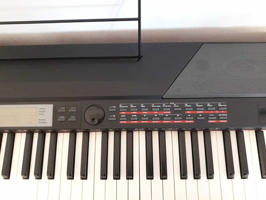 SP4200/BK Medeli Performer Series Pian Digital + suport