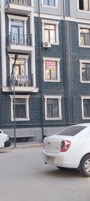 Srochno Beltepada kvartira sotiladi, novastroyka