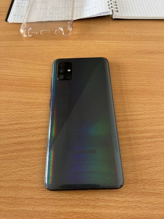 Samsung a51 в хорошем состоянии
