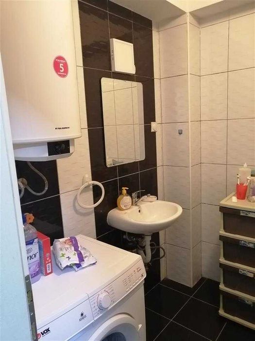 Дава се под наем Двустаен апартамент в Бургас, Меден рудник - зона А - 58 кв.м за 178.5 € - Снимка #2