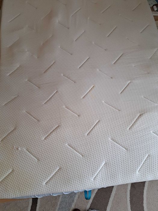 Topper spuma de memorie Jisk Wellpur 160x200 cu husa de protectie!