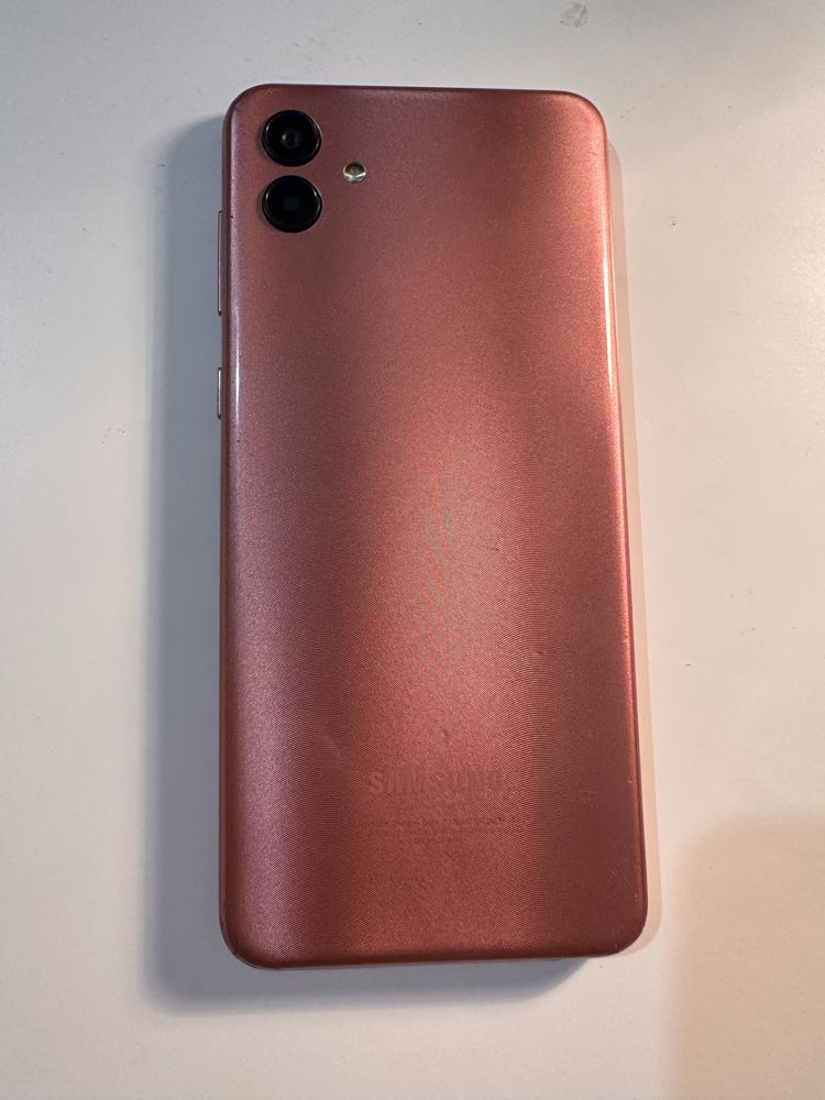 Samsung Galaxy A04 A045F с калъф и протектор