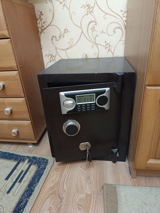 Сейф огнеупорный