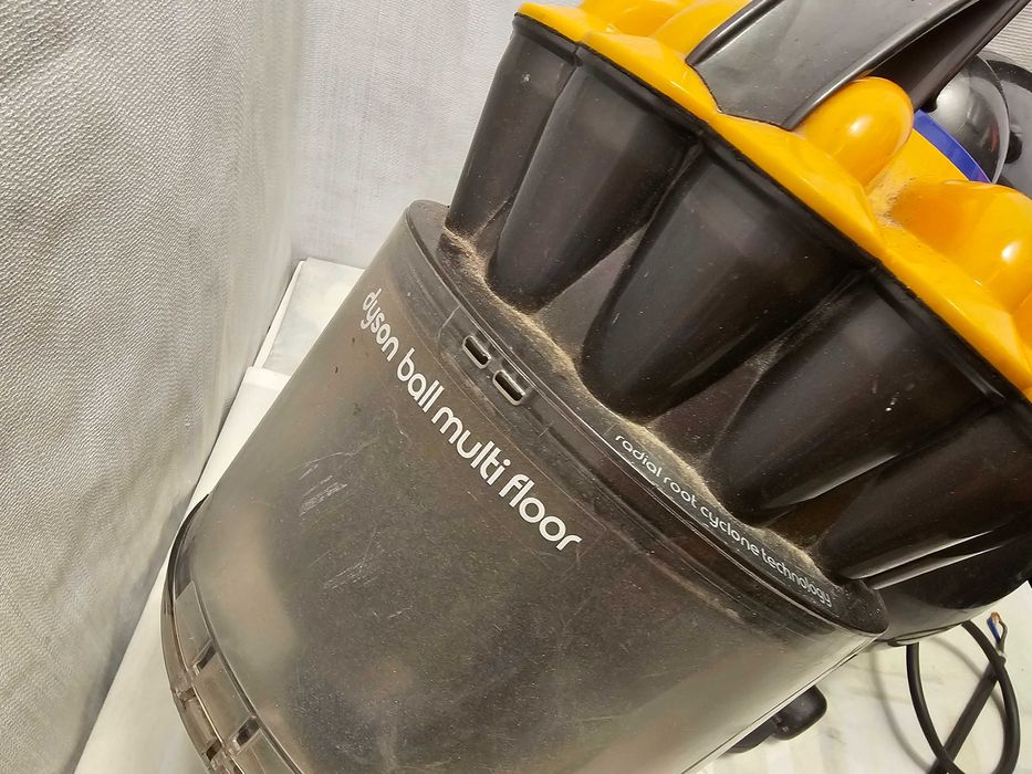 Aspirator Dyson Ball multi floor