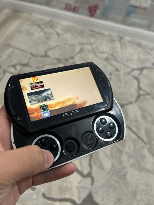 Psp go 16гб 30игр псп го