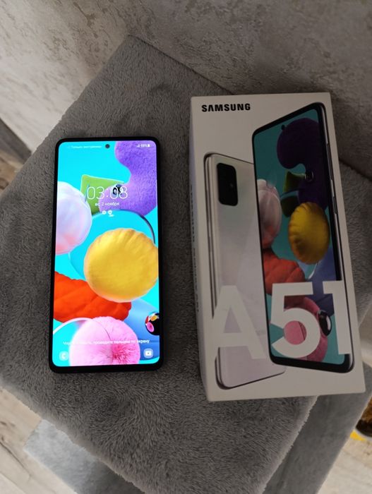 Телефон Самсунг А51