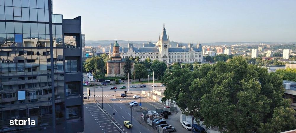 Ultracentral | 2 camere - vedere unica spre Palatul Culturii | liber,