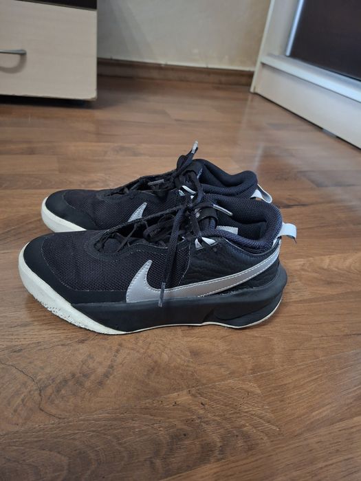 Обувки на Nike. Оригинални са