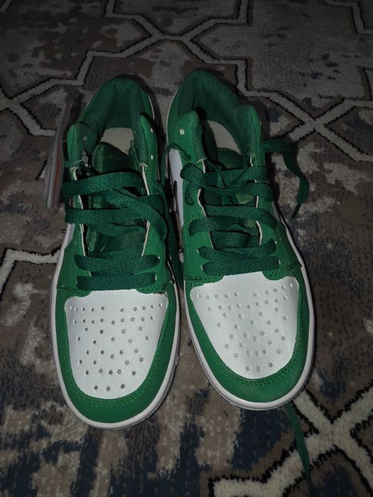 Кроссовки оригинальный