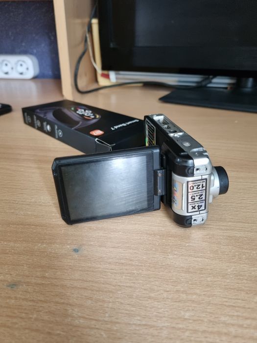 Продам часы ми бенд7