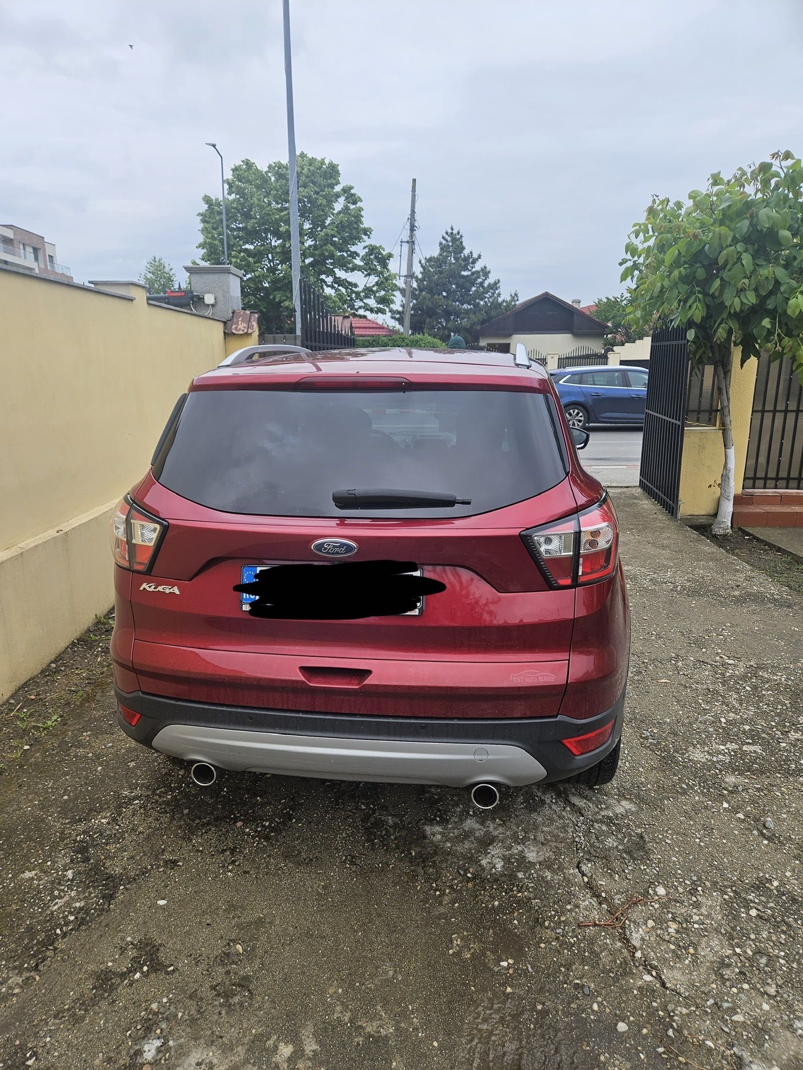 Vând Ford Kuga 2019