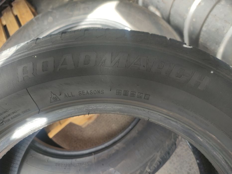 235/60/18 гуми за джип 2бр.