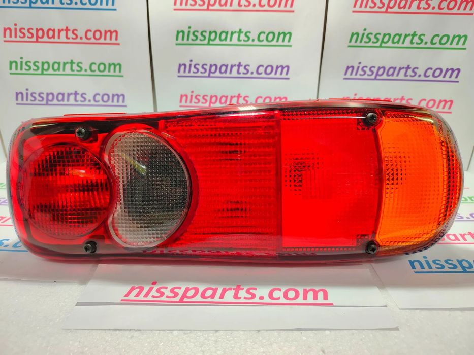 TRIPLA STOP Nissan Atleon Cabstar Renault Maxity Master Mascot lampa spate faruri semnalizator PIESE 265559X001 265559X102 265559X103 265509X125 265549X126 265549X126