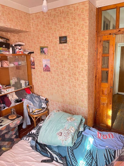 Продаётся трёх комнатная квартира в центре . Ц5 метро минор