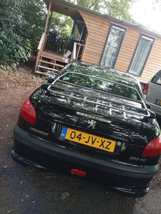 Vând Peugeot 206 cabrio