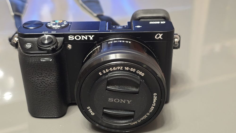 Sony A6000, obiectiv 16-50, f/3,5-5,6